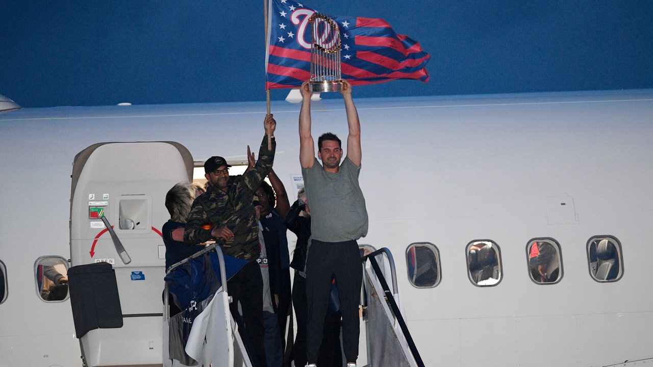 Nationals fans rejoice in red as hometown heroes are honored